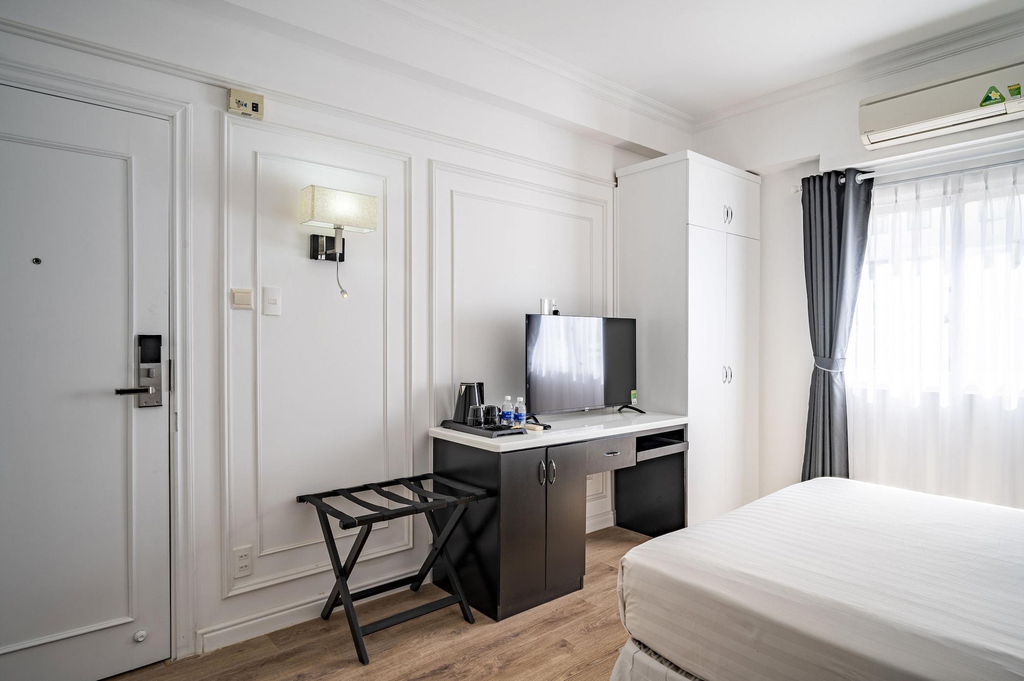 Hotel Kin Ly Tu Trong
